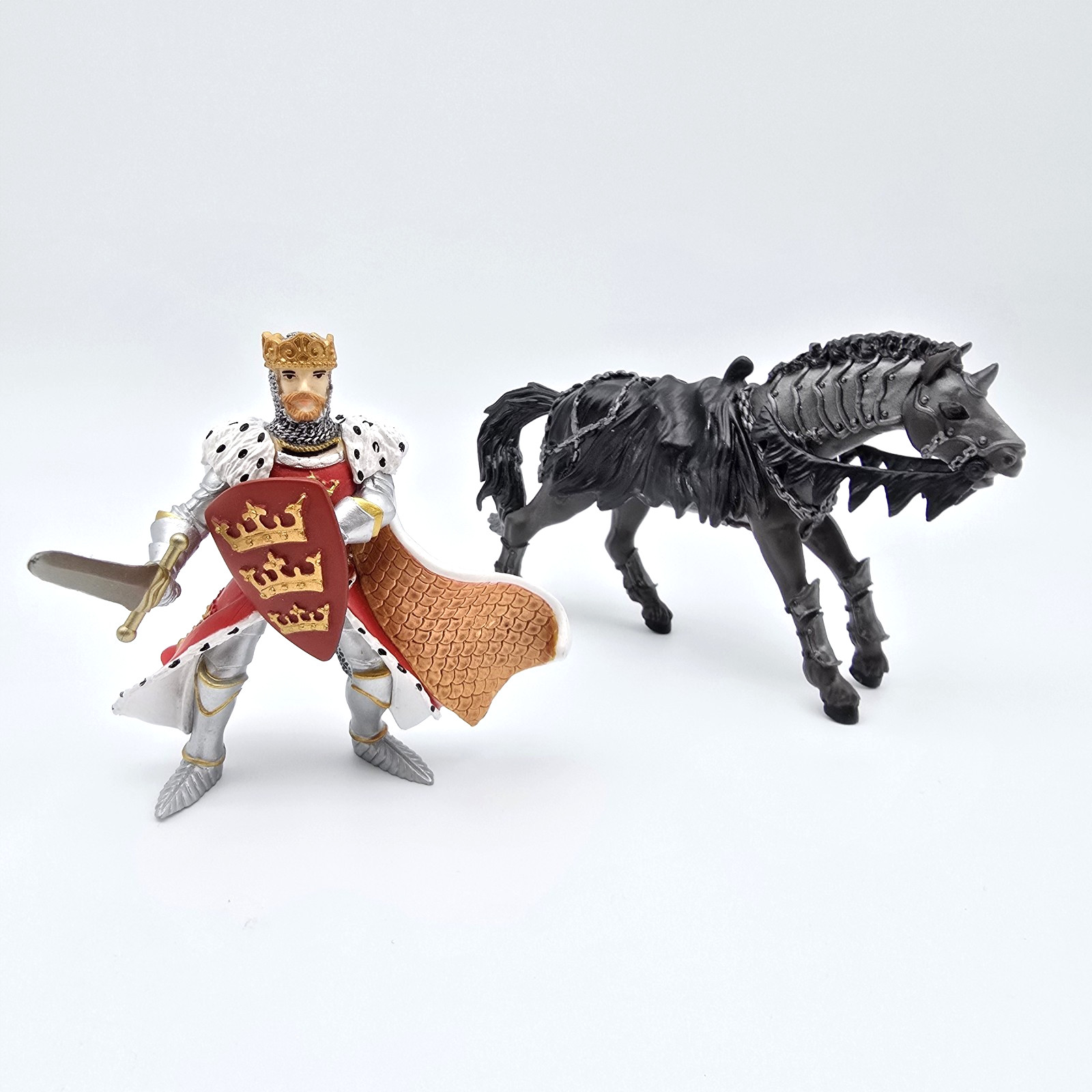 Papo Red King Arthur Figure & Fantasy Horse Medieval World