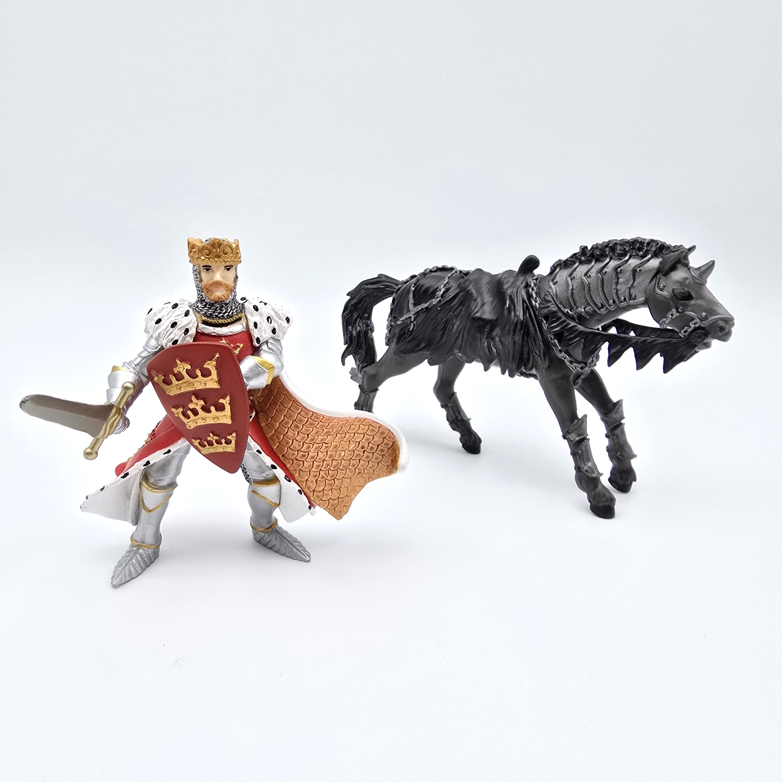Papo Red King Arthur Figure & Fantasy Horse Medieval World