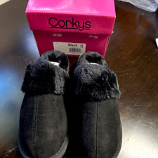 Corkys Women s Black Suede Slip-On Slippers Faux Fur Lined Closed Toe Sz 11