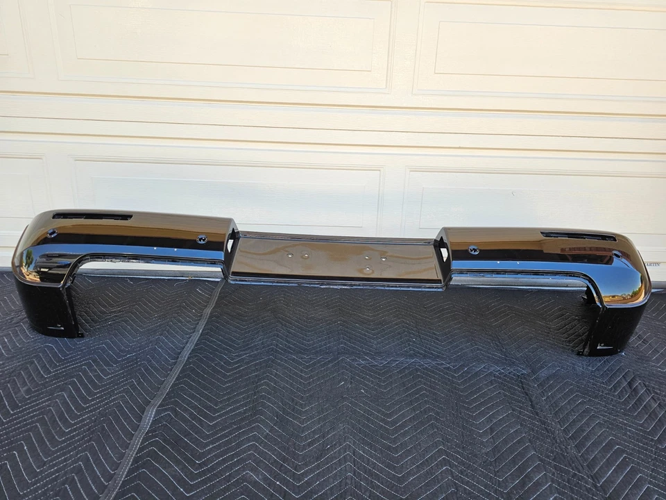 Parachoques trasero Mercedes Benz G 63 AMG OEM 2019 2020 2021 2022 2023 2024 Foto 2 de 4