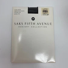 Saks Fifth Avenue Size Petite Ultra Sheer Stretch Pantyhose Control Top Black 