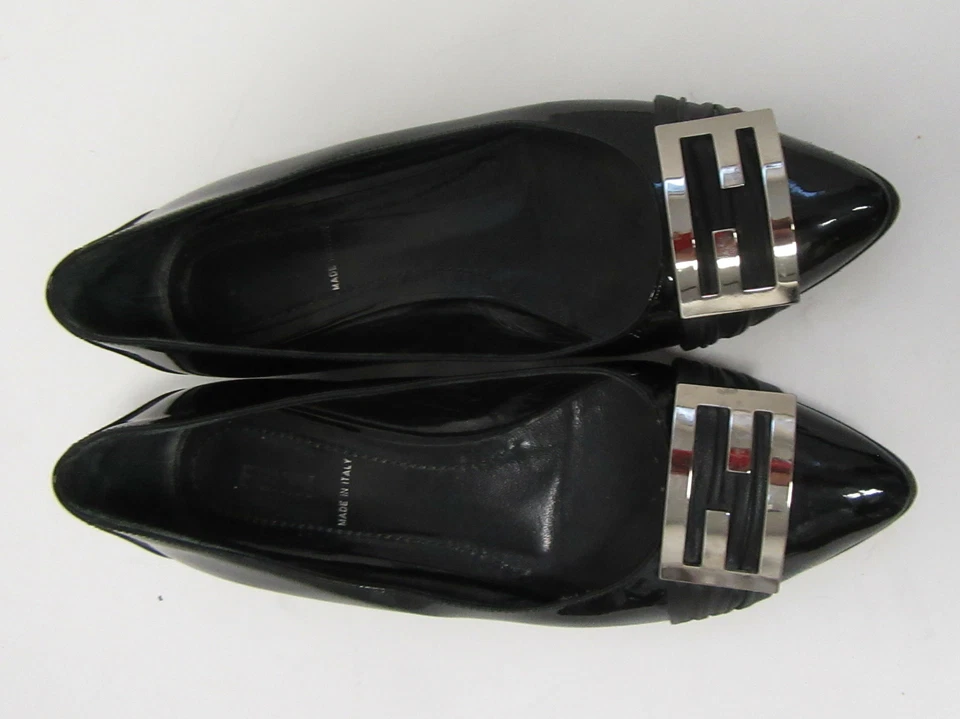 FENDI charol negro logotipo plateado planos talla 36 Foto 4 de 4
