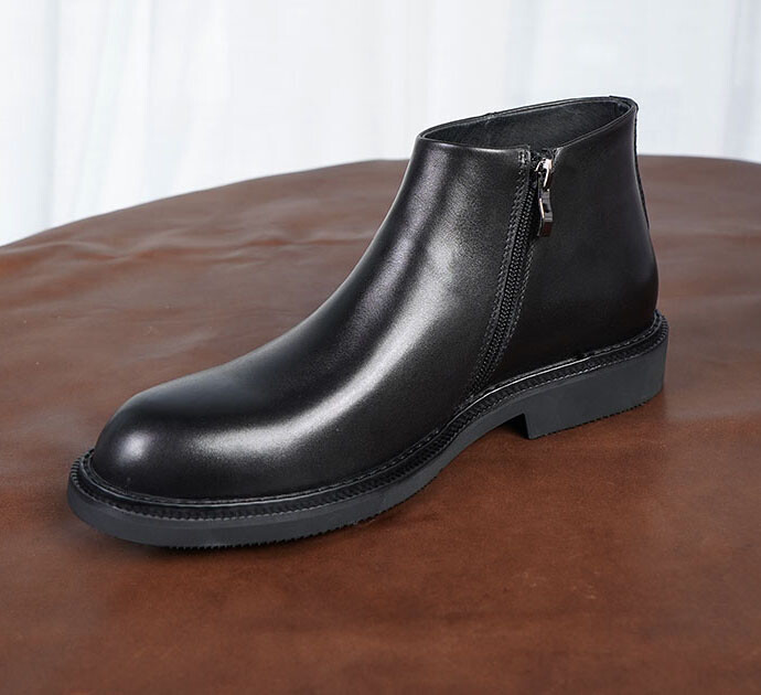 Men's Winter Handmade Shiny Leather Chelsea Boots with Round Toe