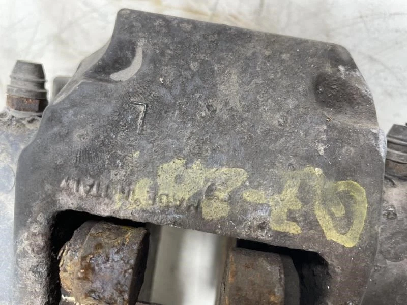 AUDI Q7 3.6 QUATTRO 2007 pinza de freno trasera izquierda lado del conductor OEM+ Foto 4 de 4