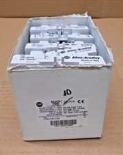 BOX OF 10 NEW ALLEN BRADLEY 700-HN154 11 BLADE SOCKET SCREW OPEN 15 AMP 300VAC
