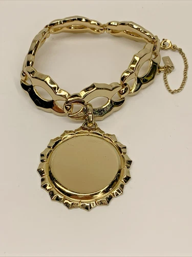 Vintage Monet Chucky Gold Tone Engravable Charm Bracelet Costume Jewelry Retro