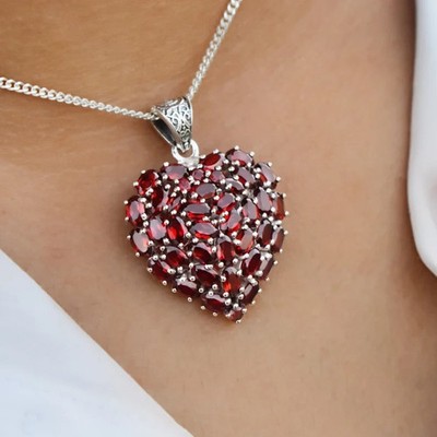 2 Ct Oval Cut Simulated Ruby Heart Valentine-Gift Pendant 14k White Gold Plated