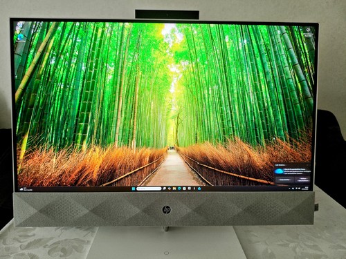 HP Pavilion 27 All-in-One PC 27-d0008ng i7-10700T  27" 4K UHD Display 32GB RAM - Bild 1 von 2