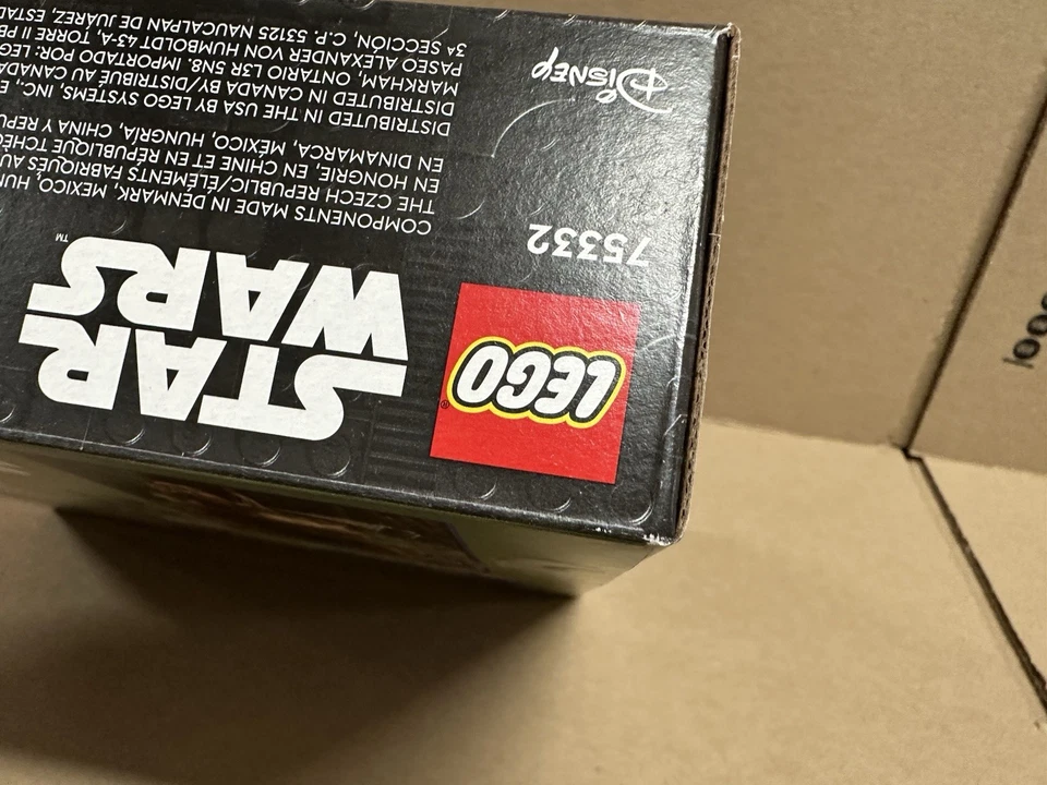 LEGO Star Wars - 75332 - AT-ST - NEW - SEALED - FREE SHIPPING - Image 3 of 4