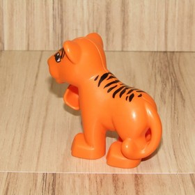 Lego Ville Duplo Animal Care 5632 Replacement Baby Tiger 2.25" Tall Figure