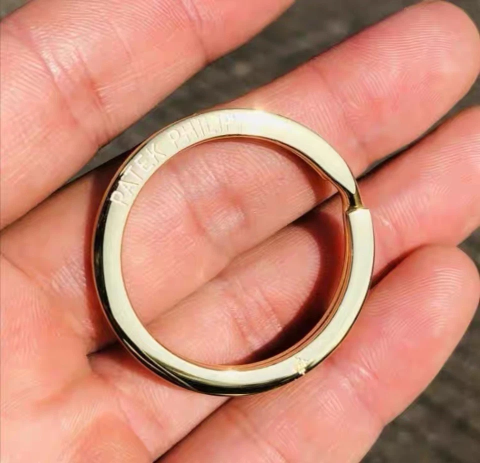 Patek Philippe 18K Keyring AD GIFT - Gold Plated - Image 2 of 3