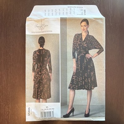 Vogue Patterns V1405 Women's Dress Sewing Pattern Sizes 16-24 Adult Female