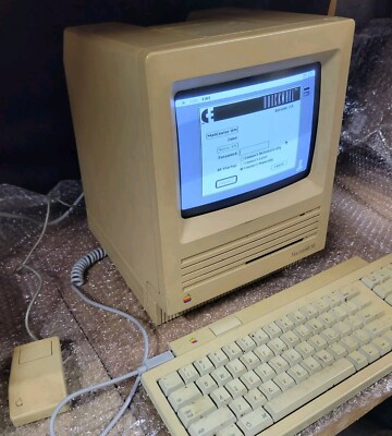Vintage Apple Macintosh SE Computer - Works! Includes Mouse And