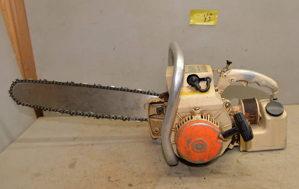 Rare Poulan USA model 31 chainsaw collectible firewood logging saw 68ccm tool Y3