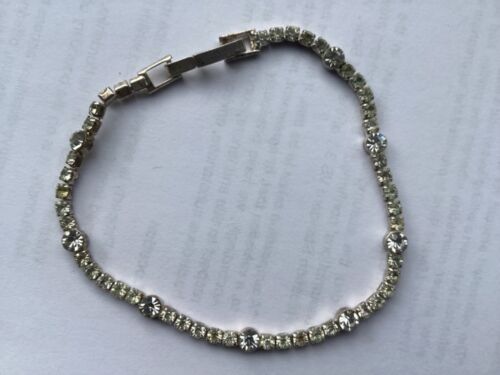 Tennis bracelet with diamantés - Picture 1 of 5