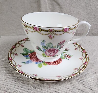 Vtg Mayfair Tea Cup Saucer Pink Roses Cottage Core Gilt Staffordshire England