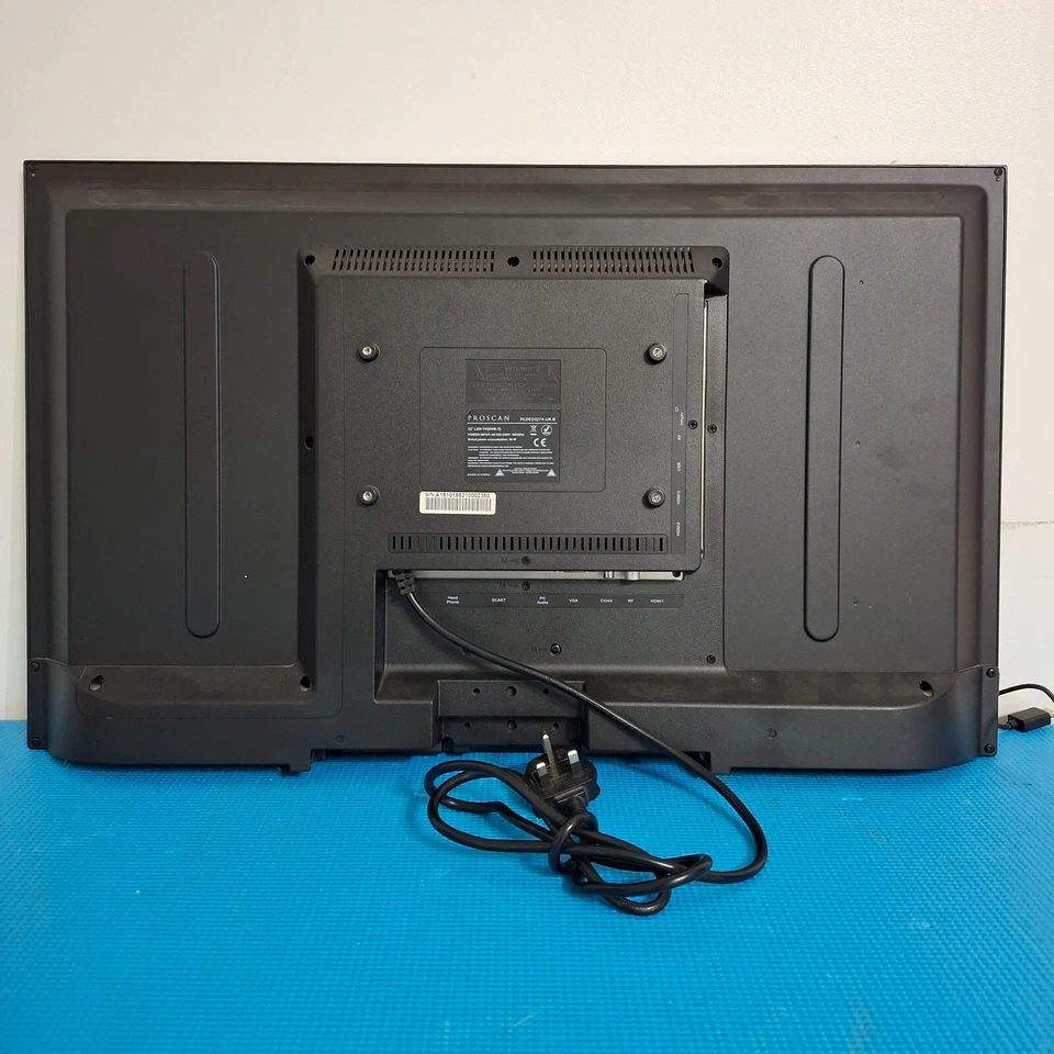 PROSCAN PLDED3274-UK-B 32" HD Ready Freeview LED TV HDMI USB Scart - Black - Image 2 of 4
