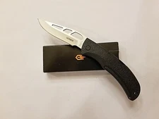 GERBER KNIFE- E-Z OUT  PLAIN  LOCKBACK #6701 - 4 1/2" CLOSED - USA MADE - NIB