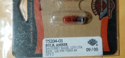 Harley-Davidson Accessory Amber Bayonet Bulb .17A Pack of 2 75204