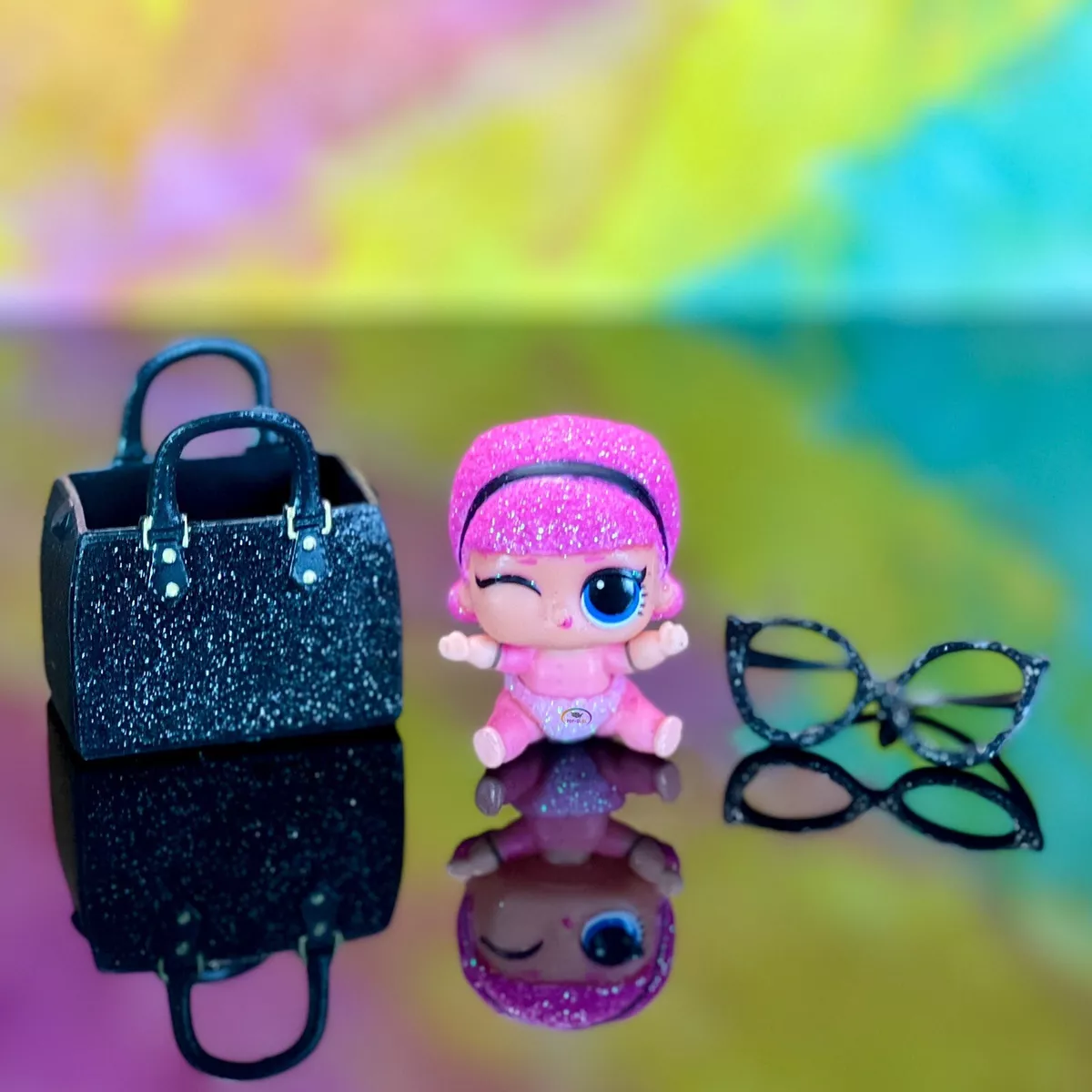 L.O.L. Surprise! Glitter Color Change Doll with 5