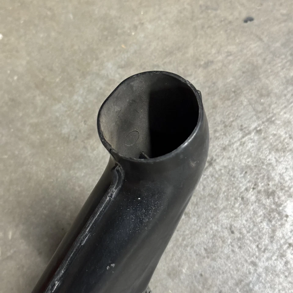 Conducto de ventilación de aire Porsche 911 SC 1977-1984 Foto 3 de 3