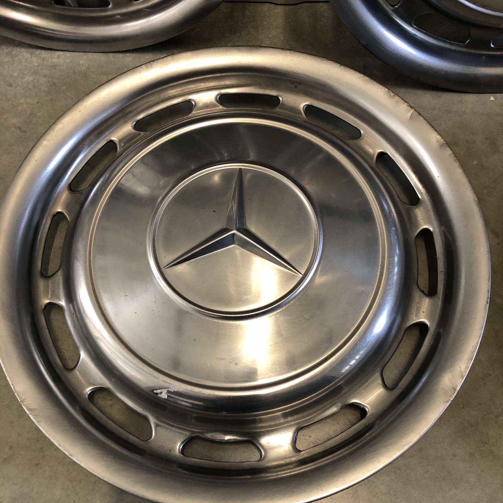Mercedes Benz W108 to W123 14" Wheel Hub Caps Set Of 5 OEM Chrome