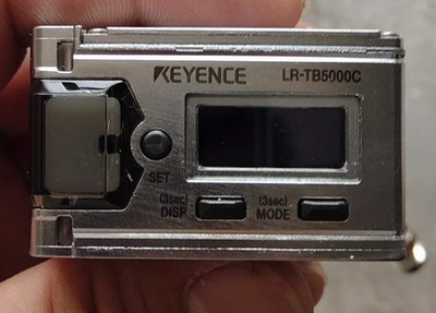 New in box  KEYENCE LR-TB5000C Laser Sensor