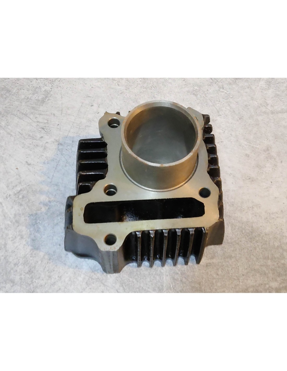 Cylindre PC50 HONDA avec alésage de précision 40mm pour compression maximale