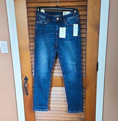 Cosmic Blue Love Women s Blue Medium Wash Mid Rise Skinny Stretch Jeans Pockets