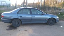 Retroviseur gauche (ou coque) Opel OMEGA