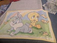 VTG Baby Looney Tunes Bugs And Tweety Bird Fuzzy Baby/ Toddler Blanket 30x45