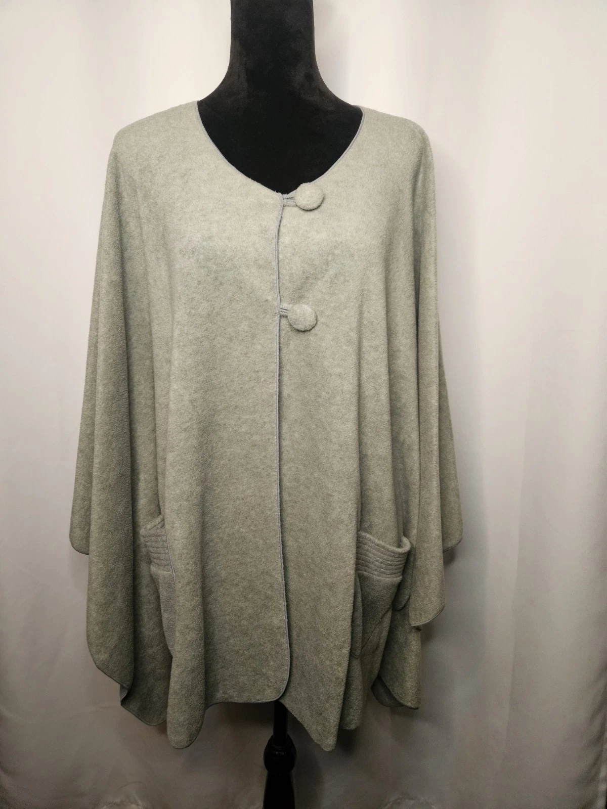 Stan Herman Women's Super Soft Poncho Light Green Sweater One Size Fits All