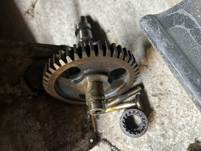 #ad Camshaft Cushman Husky Model M6 Great Shape With The Lifters $50.00