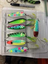 Salmon trolling spoons