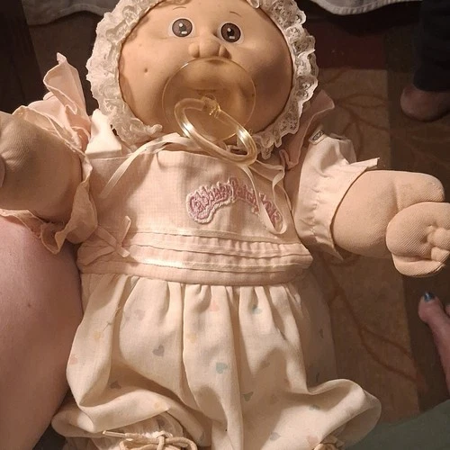 Cabbage Patch Kids Baby Girl Doll Pacifier Original Outfit Signed Xavier Roberts