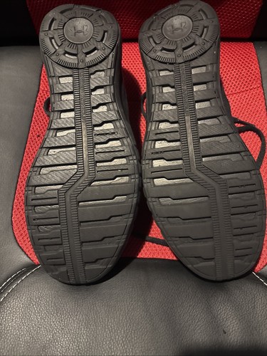 Scarpe da corsa Under Armour donna taglia 7 buone condizioni - Foto 4 di 7