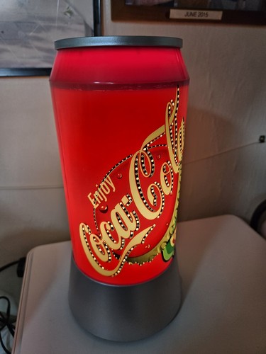 Lámpara Gráfica Lata Coca Cola Brillante Movimiento Giratorio Nuevo Estado. Sin caja. - Imagen 6 de 9