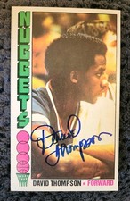 1976 TOPPS #110 DAVID THOMPSON Signed Rookie Card Auto RC HOF Signed At NATIONAL. rookie card picture
