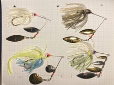 Set of 4 lures - BOOYAH Fishing Lure Spinnerbait Buzzbait VTG Bait Bass Pike