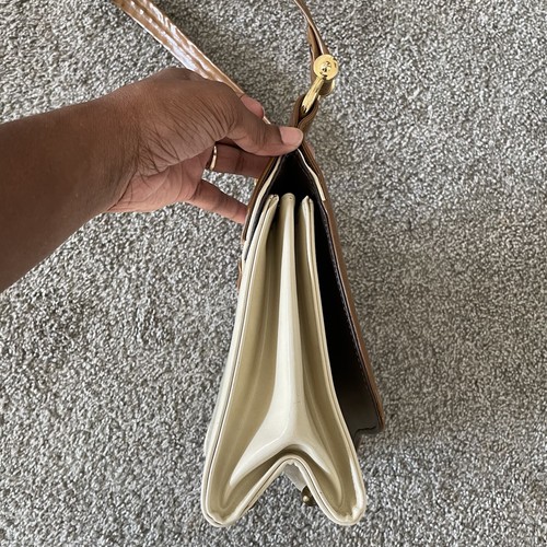 Vintage Naturalizer Handbag 60s 70s Western Patent Vinyl Cream Shoulder Bag - Picture 10 of 15