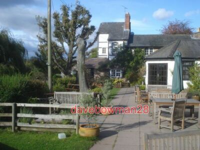 FOTO BROMYARD DOWNS TERRASSE AN DER ROYAL OAK VIEL PLATZ AUSSEN UND EIN SPIEL