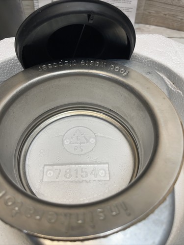 InSinkErator Badger 1 XL Smaltimento Spazzatura 1/3 HP Serie Standard - Foto 5 di 12