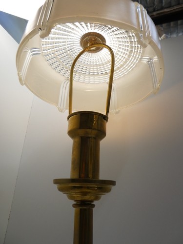 VINTAGE ART DECO STYLE BRASS STEM GLASS SAUCER SHADE DESK TABLE LAMP FLUTED WOOD - Bild 6 von 21