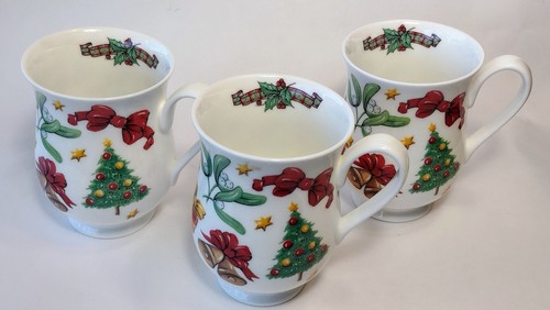 Roy Kirkham "A CHRISTMAS GIFT" Cups (3). EUC. English Fine Bone China 2007 - Picture 4 of 8