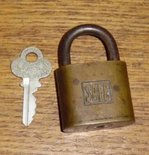Antique / Vintage SAFE Brass Padlock w/ Key