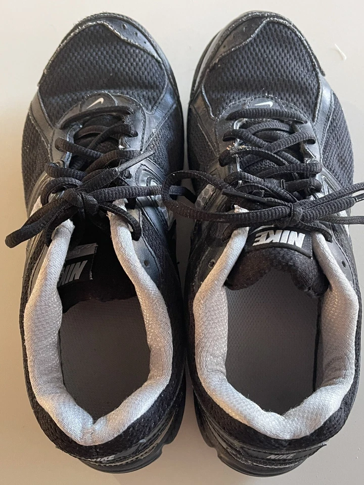 Nike Dart 9 Talla 9 Mujer Zapatos Negro Gris Plata Rendimiento Atlético Correr Foto 3 de 4