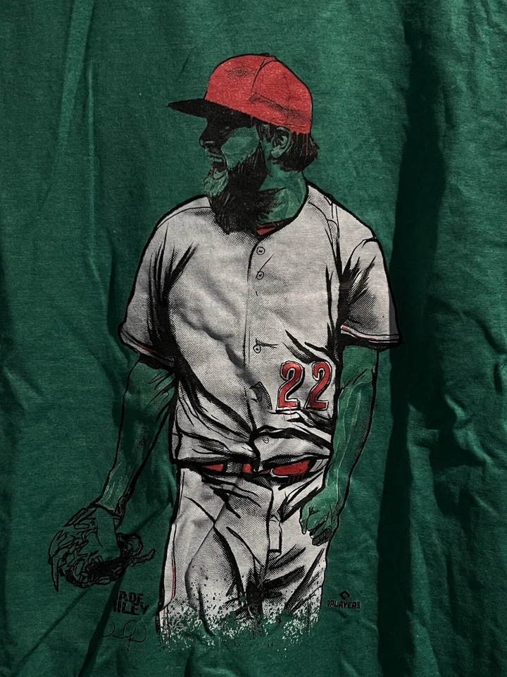 Cincinnati Reds Wade Miley Homage T-shirt Small Green Milwaukee Brewers - Image 2 of 4