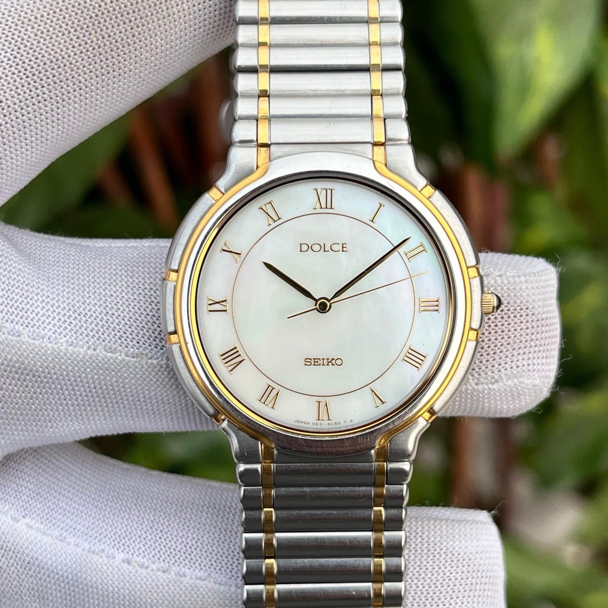 Vintage Seiko Dolce Mother Of Pearl Roman Dial Japan Men Quartz