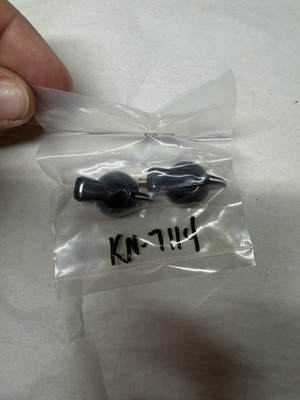2 WT Chicken Head Pointed Radio Amp Dial Knobs Ham NOS KN-7114