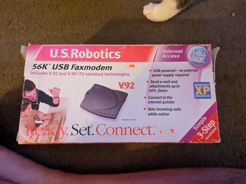 U.S. Robotics 56K Fax Modem USB V.92 V.90 56K ITU USR5633A - Picture 1 of 5